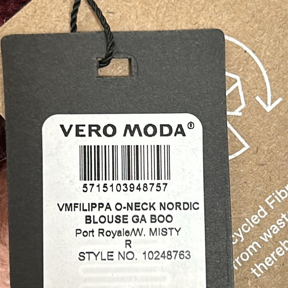 VERO MODA NWT Flippa O-Neck Nordic Sweater polyester and acrylic - Picture 4 of 8